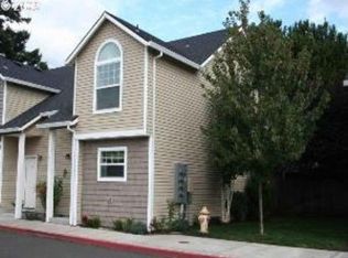 19171 SE Yamhill St APT 4, Portland, OR 97233