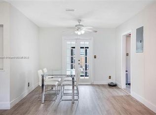 2520 SW 20th St, Miami, FL 33145