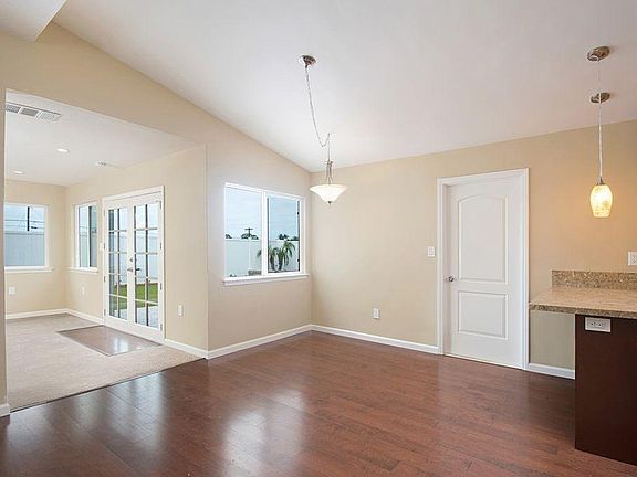 4th image of 4963 Mount Harris Dr