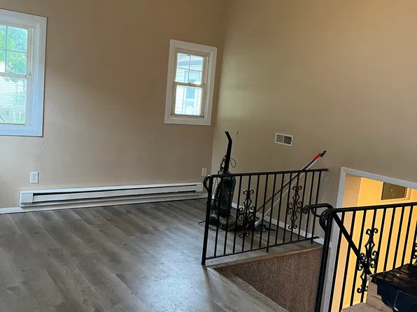 100 Jefferson Ave #1, Mount Ephraim, NJ 08059
