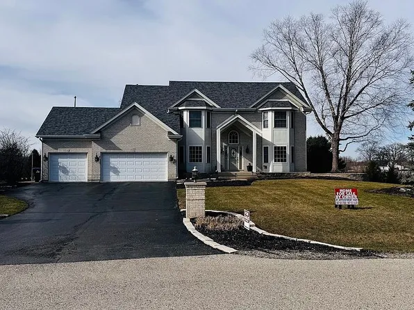 5201 Heather Ln, Johnsburg, IL 60051