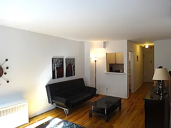 Rented by KVNY Soho
