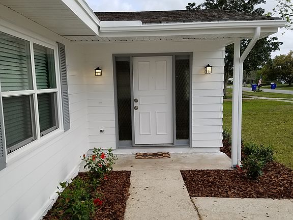 5th image of 220 Phoenetia Dr