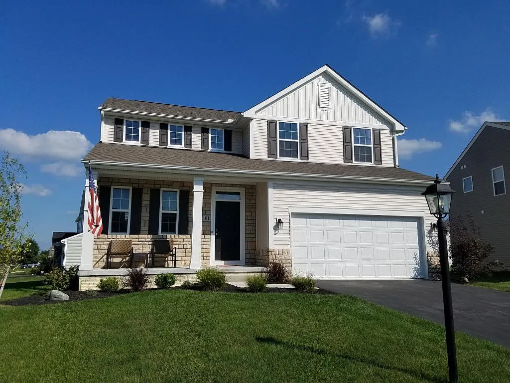 101 Halcyon Dr photo 1