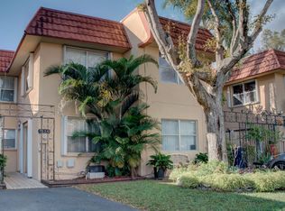 7120 NW 169th St #7120, Hialeah, FL 33015