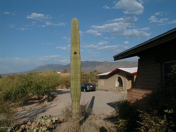 2nd image of 10540 E Calle Del Este
