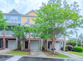 151 Braeside Ct, Cary, NC 27519
