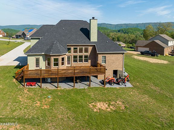 2nd image of 2112 Angus Blvd