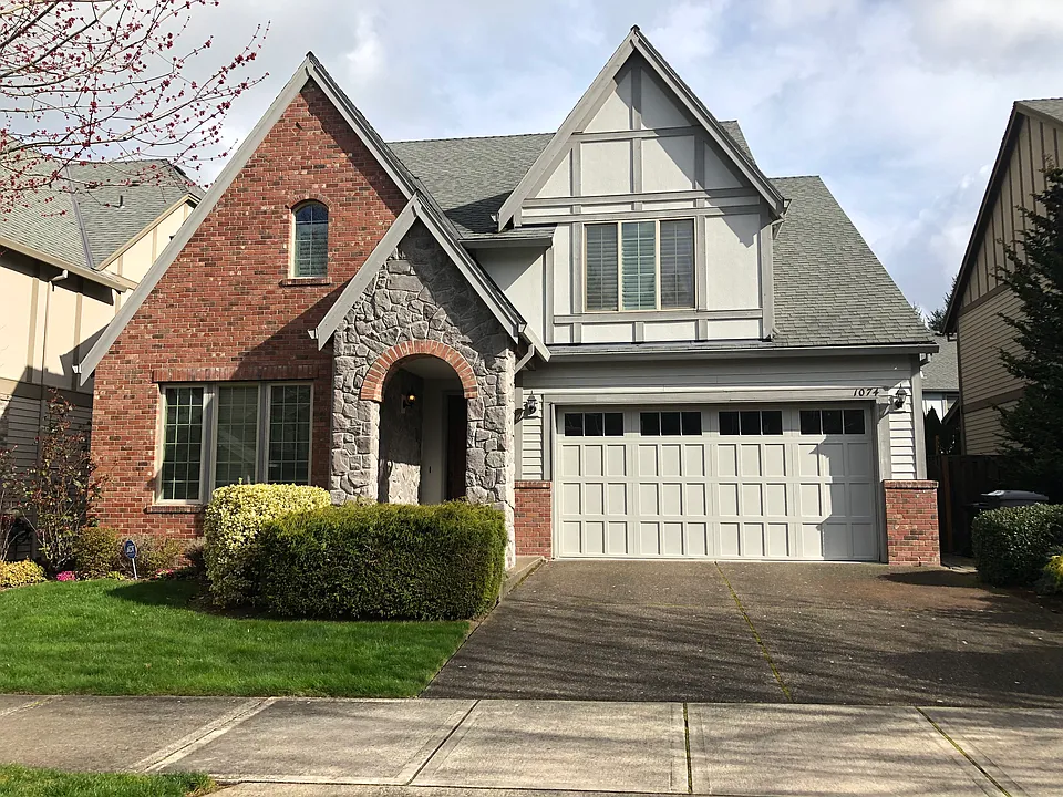 1074 Meek Way