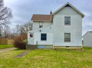 485 11th St, Struthers, OH 44471