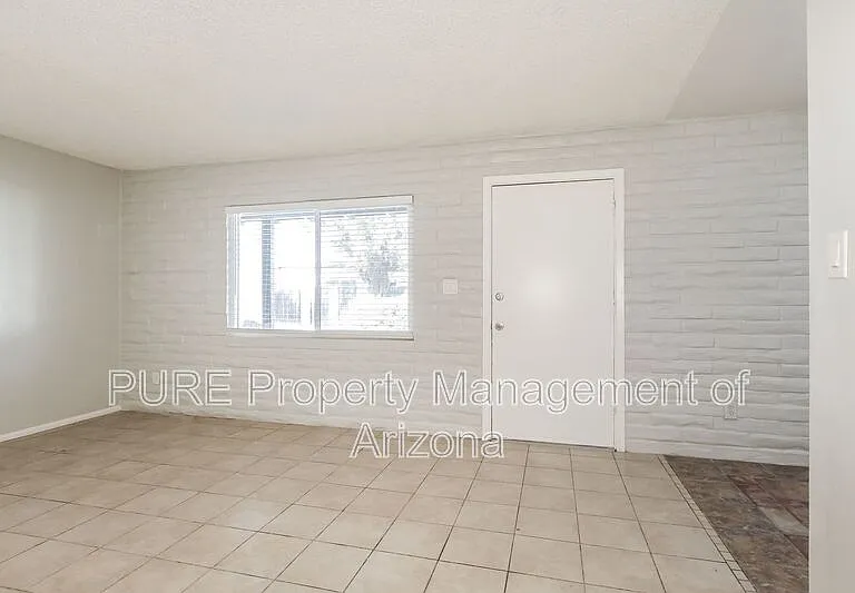 6801 N 17th Ave #10 — Photo 7