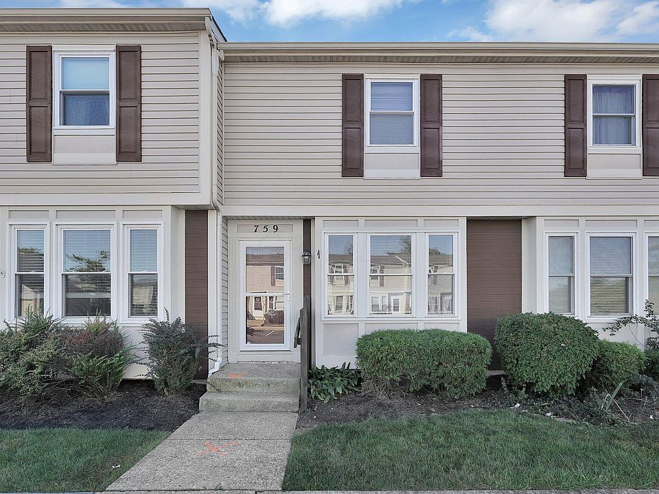 1st image of 759 Cap Ln #18-C