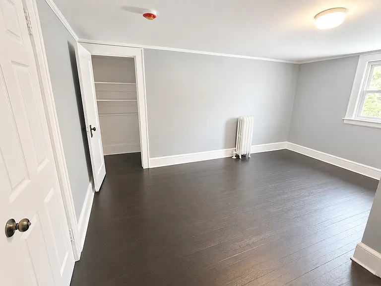 179 Isabella Ave #3A — Photo 4