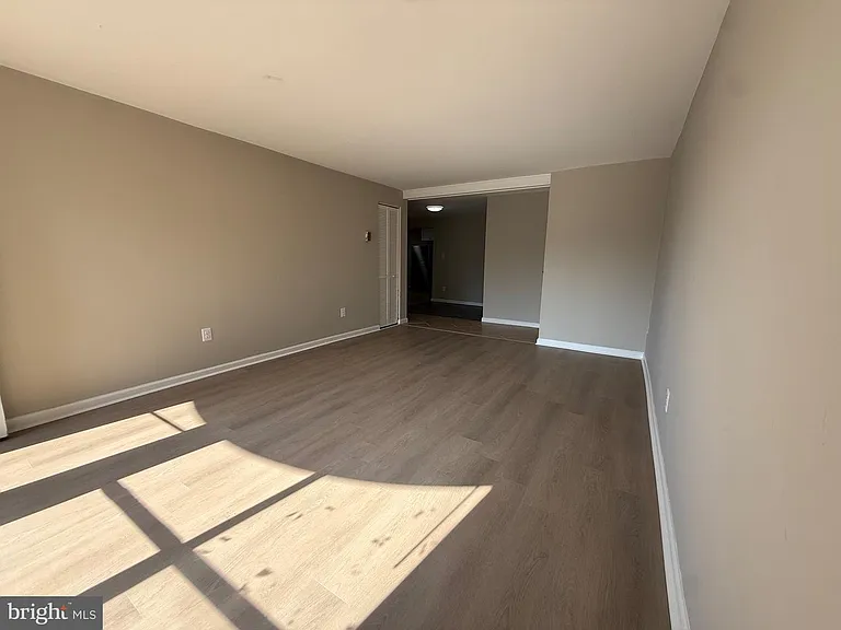 3339 Huntley Square Dr #T — Photo 3