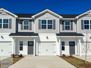 86 Beaumont Dr, Hinesville, GA 31313