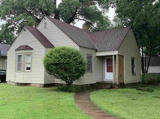 2102 W Cherokee Ave, Enid, OK 73703