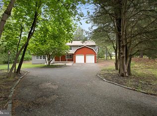 84 Mill St, Medford, NJ 08055