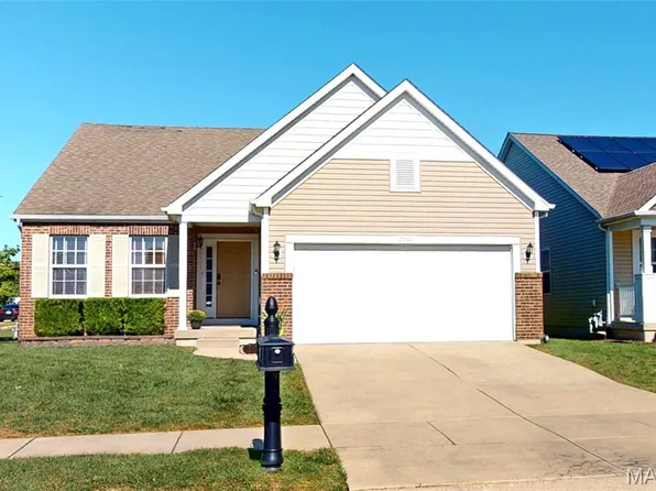 2601 Cedar Grove Dr, Belleville, IL 62221