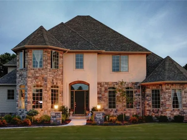8115 Winding Ridge Blvd, Monclova, OH 43542
