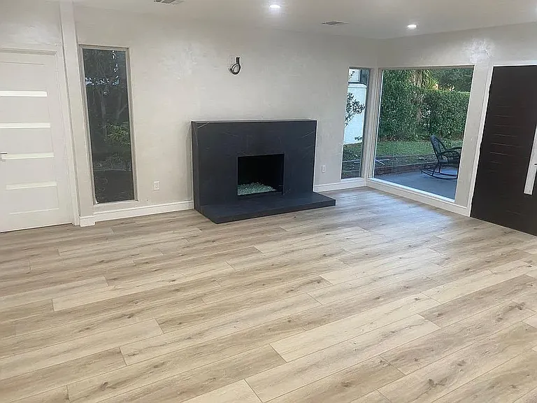 1315 Sonora Ave — Photo 3