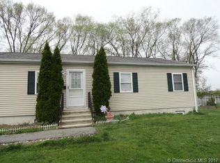 16 Providence Ct, Groton, CT 06340