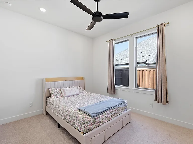 320 Telico Ct — Photo 19