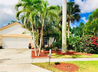 225 Sabal Lake Dr, Naples, FL 34104