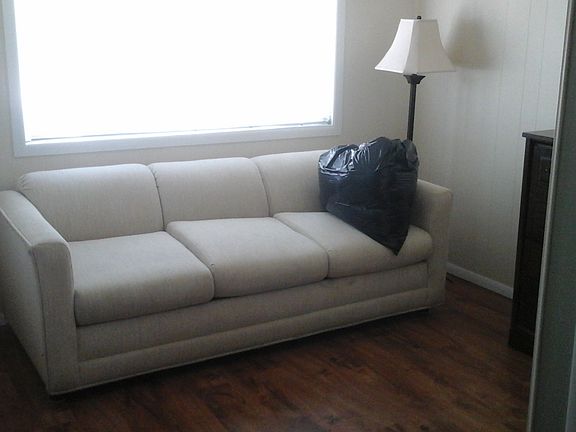 4th image of 244 Wolverine Ave