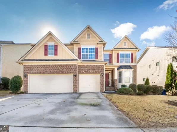 1067 Preserve Park Dr, Loganville, GA 30052