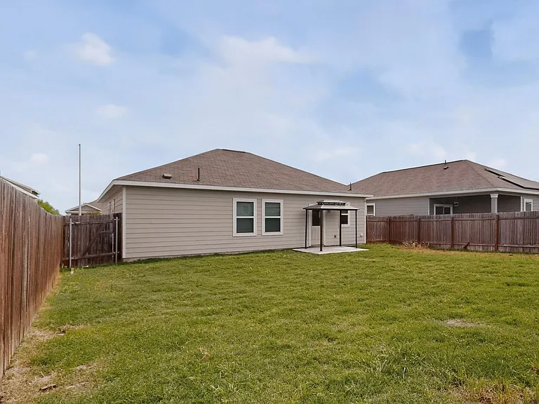 12713 Robert Taft St — Photo 36