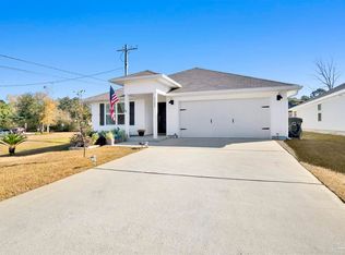 2300 Kirkwood Dr, Cantonment, FL 32533