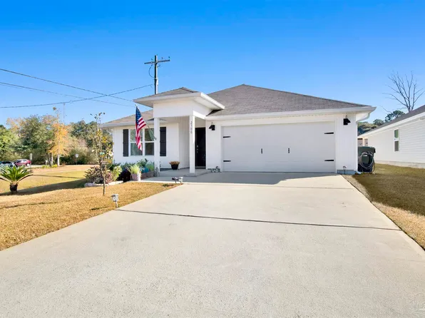 2300 Kirkwood Dr, Cantonment, FL 32533