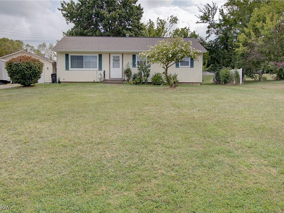 1st image of 4240 Oxford Dr
