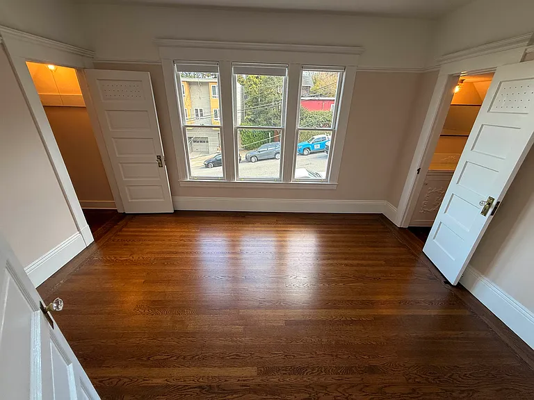 1714 Castro St — Photo 15