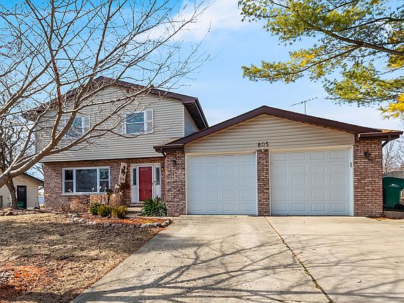 2nd image of 805 S Raven Rd