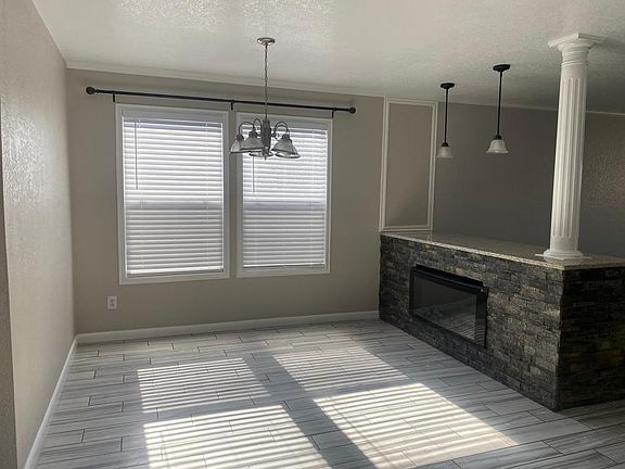 5th image of 3203 Crested Creek Dr
