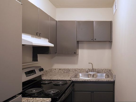 2nd image of 1408 14th St S #223268