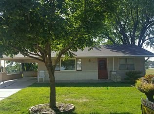 931 Grand Ave, Humboldt, NE 68376