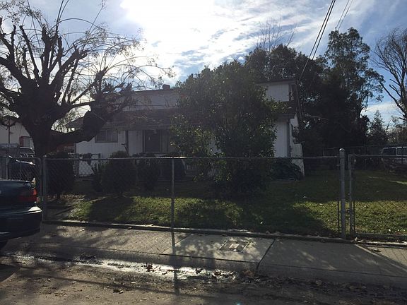 3rd image of 310 Wilson Ave
