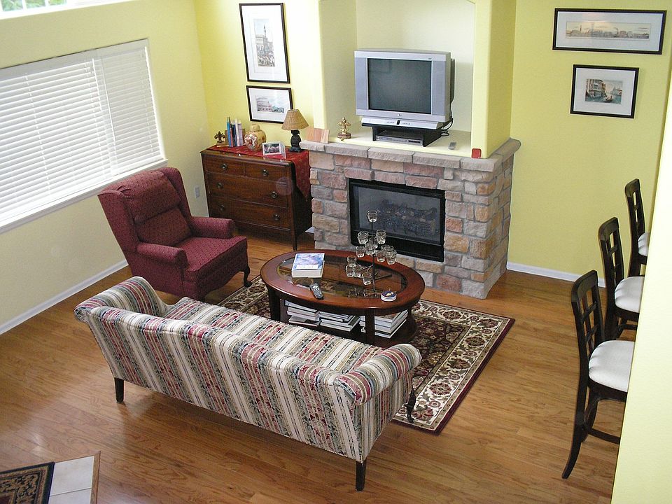 Hardwood floors in Living room