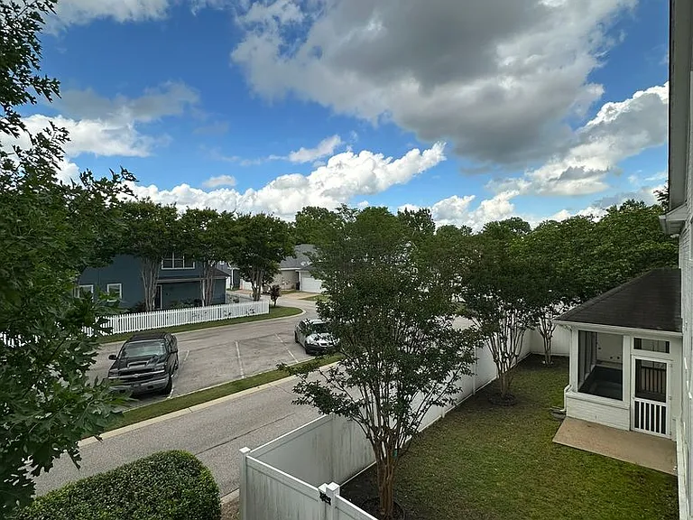 1390 Island Town Dr — Photo 30
