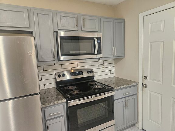 4th image of 9420 Shepherd Dr