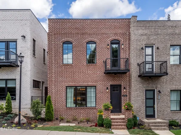 1720 Cades Cove Rd, Knoxville, TN 37922