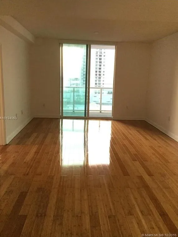 2 bed, 1331 sqft, $3,400 — Photo 1