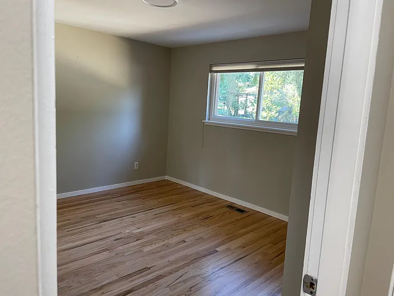 1614 152nd Ave SE — Photo 16