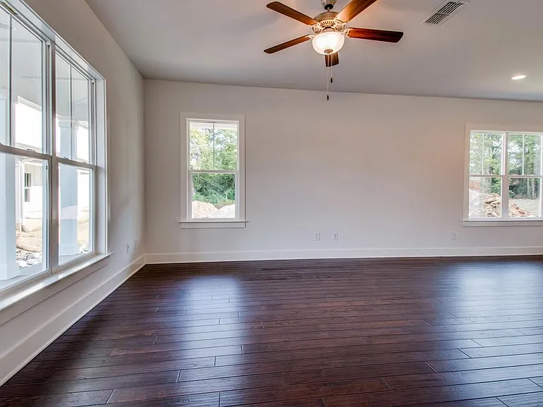707 Cottage Park Dr — Photo 15