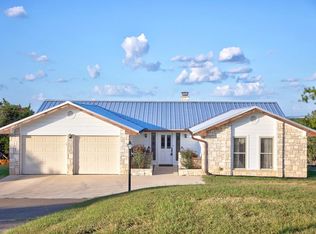 129 Bear Skin Trl, Kerrville, TX 78028