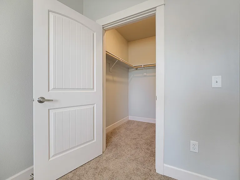 Webster Ridge Apartments — Photo 45