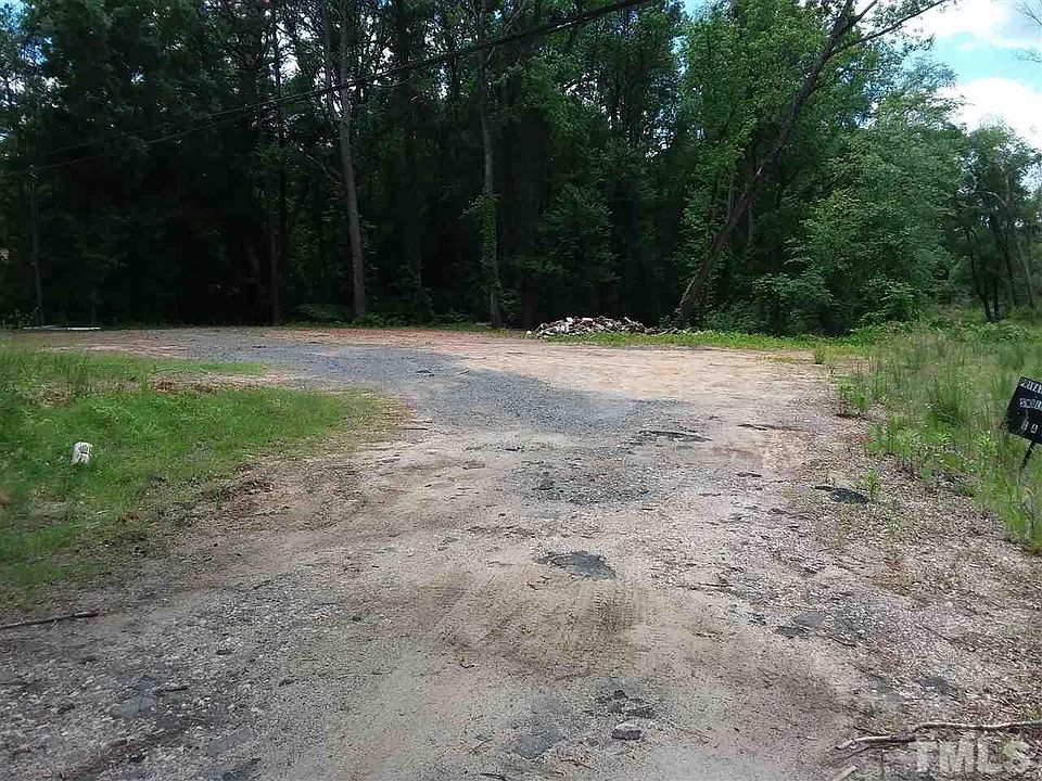 2nd image of 1100 Benson Rd