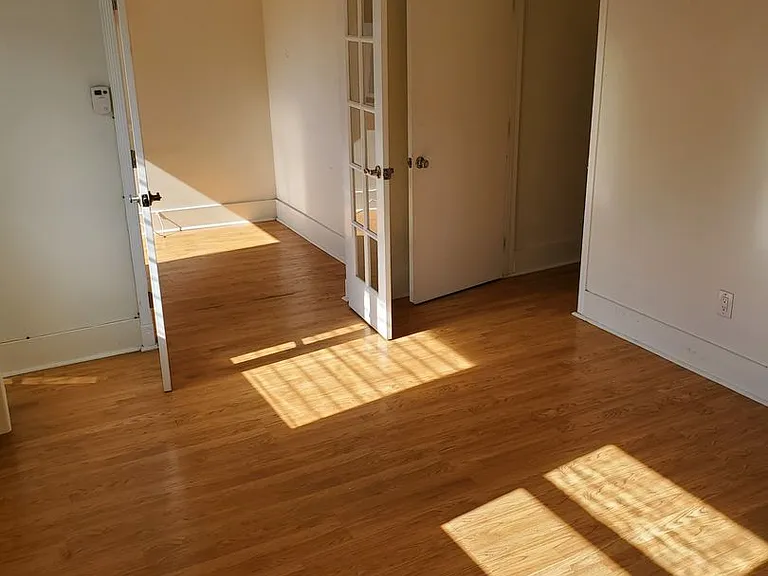 25 Clubhouse Ave — Photo 17